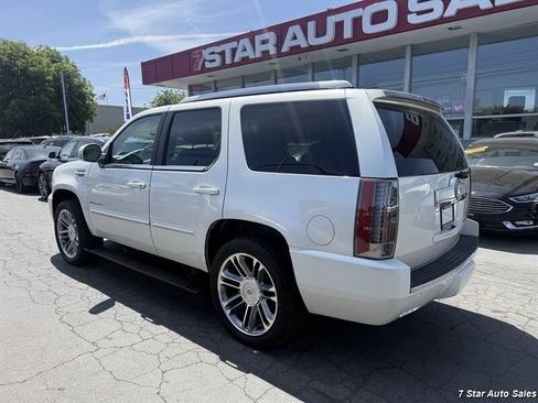Used 2013 Cadillac Escalade Premium AWD/4WD image 6