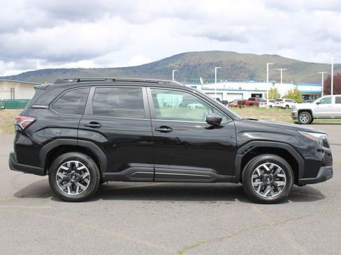 New 2026 Subaru Forester Premium AWD/4WD image 7