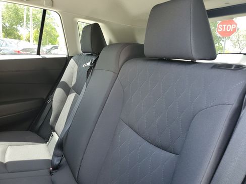 Certified 2024 Toyota Corolla Cross LE FWD image 10