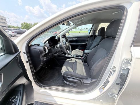 Used 2020 Kia Forte Sedan FWD image 10