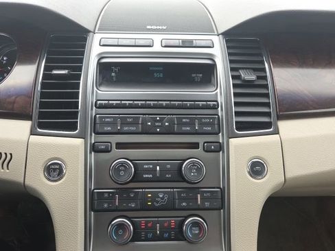 Used 2012 Ford Taurus Limited image 30