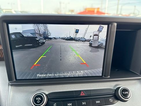 Used 2023 Ford Maverick Lariat w/ Lariat Luxury Package image 17