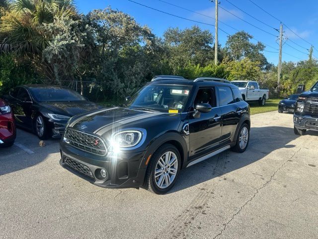 Used 2023 MINI Cooper Countryman S FWD image 1