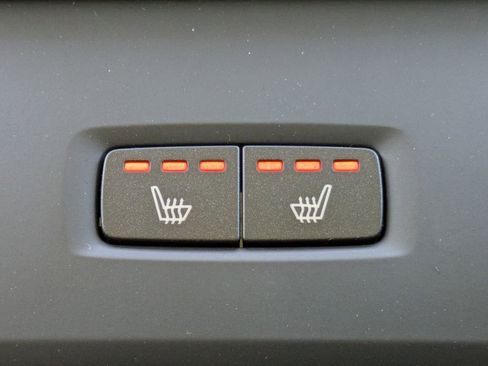 New 2026 Volvo XC60 B5 Plus w/ Protection Package Premier image 16