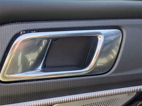 Used 2025 Ford Explorer ST image 13