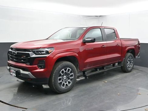 New 2026 Chevrolet Colorado Z71 w/ Technology Package AWD/4WD image 4