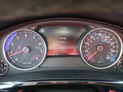 Used 2014 Volkswagen Touareg VR6 image 9