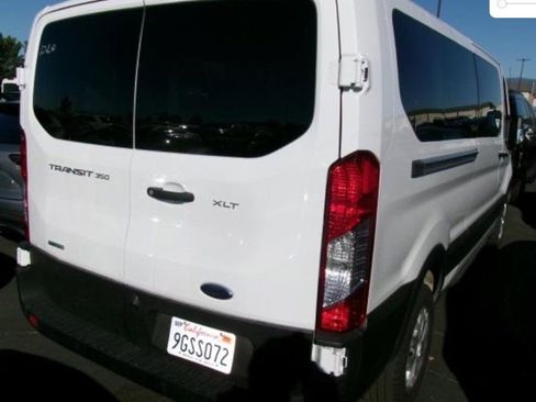 Used 2023 Ford Transit 350 XLT image 4