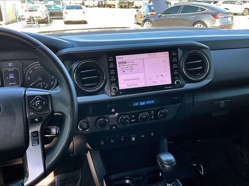 Certified 2021 Toyota Tacoma TRD Off-Road w/ Technology Package image 6