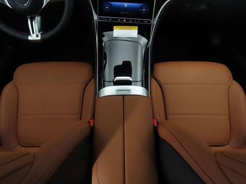 Certified 2026 Mercedes-Benz GLC 300 image 17