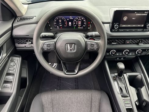 Used 2024 Honda Accord EX image 27