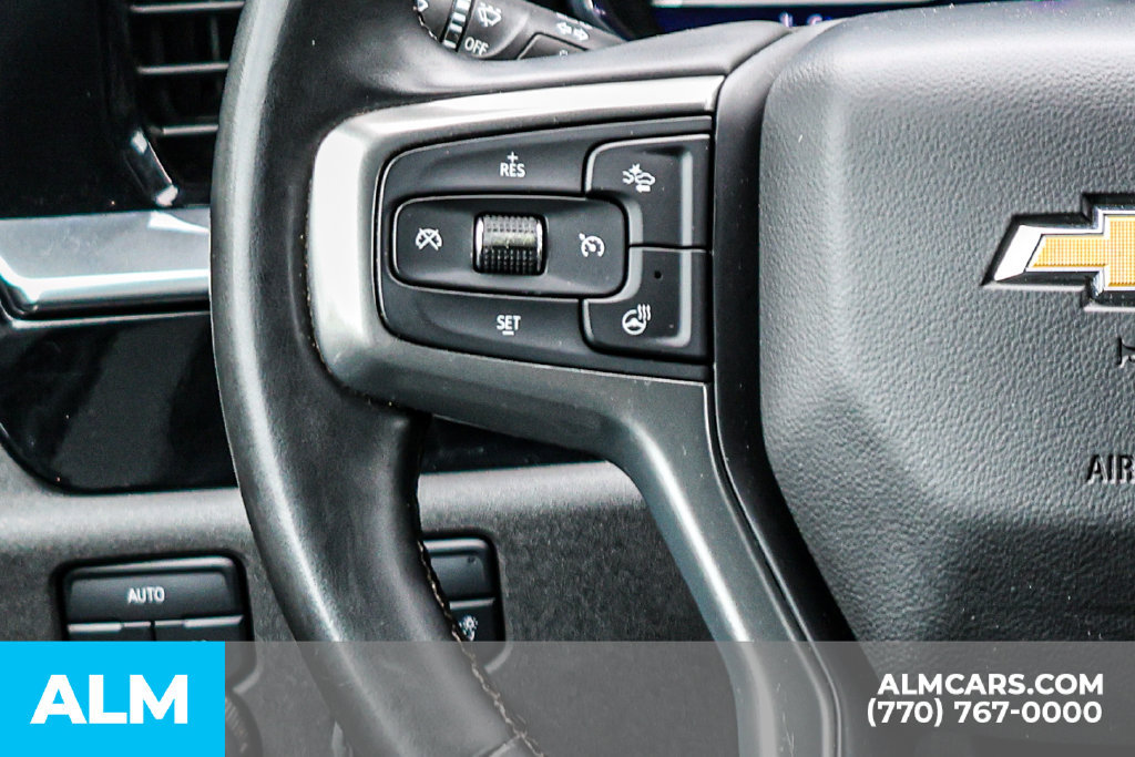 Used 2025 Chevrolet Silverado 1500 LT AWD/4WD image 32