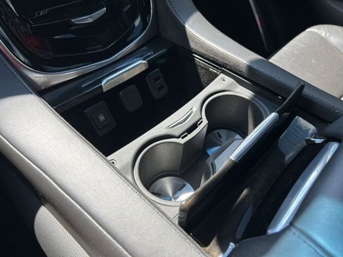 Used 2019 Cadillac Escalade ESV Platinum image 37