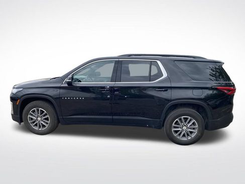 Used 2023 Chevrolet Traverse LT FWD image 3