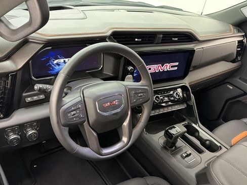 Used 2026 GMC Sierra 1500 AT4 w/ AT4 Premium Package AWD/4WD image 4