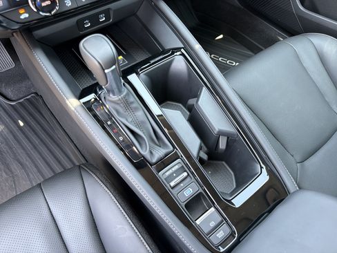 Used 2025 Honda Accord Touring image 28