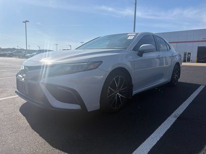 Used 2022 Toyota Camry SE w/ Convenience Package