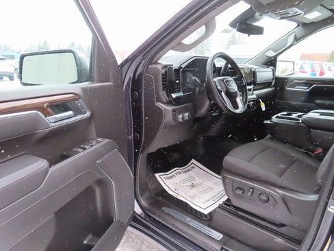 New 2026 GMC Sierra 1500 SLE w/ X31 Off-Road Package image 18