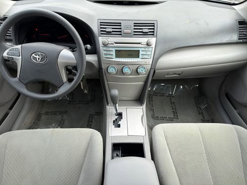 Used 2007 Toyota Camry LE image 14