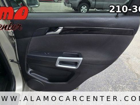 Used 2013 Chevrolet Captiva Sport LT image 23