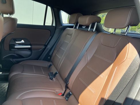 Certified 2022 Mercedes-Benz GLA 250 4MATIC image 34