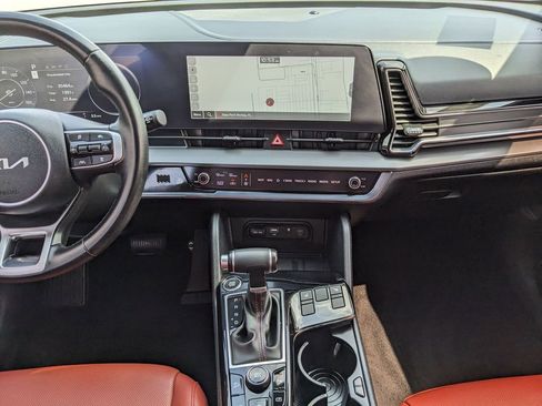 Certified 2024 Kia Sportage SX image 16