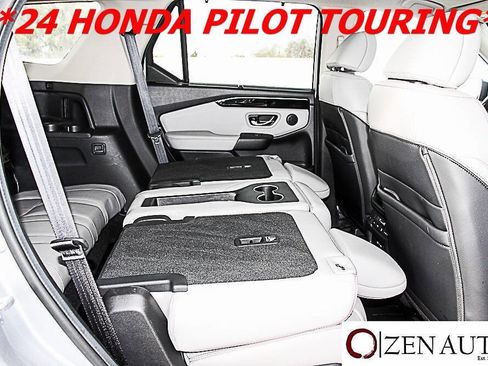 Used 2024 Honda Pilot Touring image 39