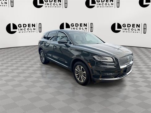 Certified 2022 Lincoln Nautilus FWD w/ Premium Package image 2