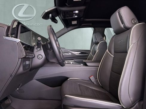 Used 2024 Cadillac Escalade Sport w/ LPO, ONYX Package AWD/4WD image 7