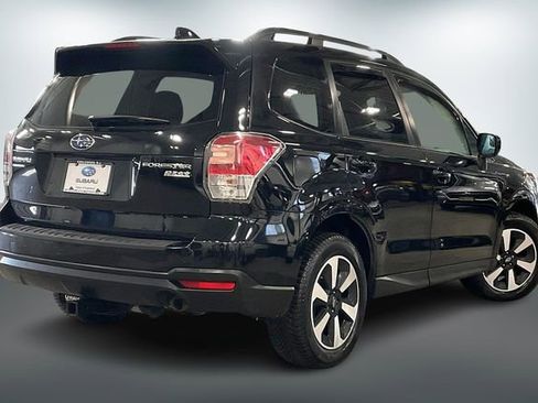 Used 2017 Subaru Forester 2.5i Premium w/ All-Weather Package image 13