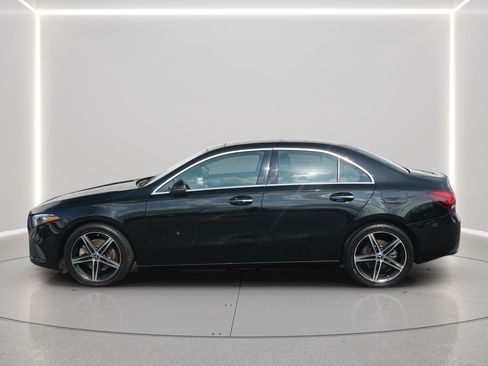 Used 2021 Mercedes-Benz A 220 4MATIC w/ Premium Package image 2