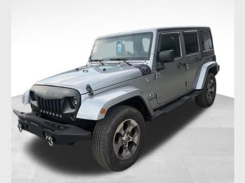 Used 2016 Jeep Wrangler Unlimited Sahara image 1