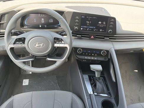 New 2026 Hyundai Elantra Sport FWD image 22