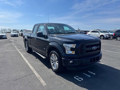 Used 2016 Ford F150 XL w/ Equipment Group 101A Mid image 1