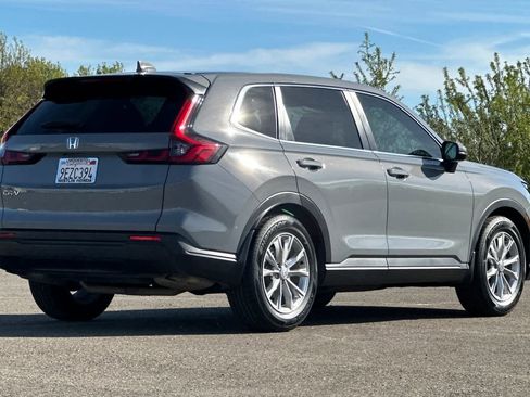 Certified 2023 Honda CR-V EX-L image 3