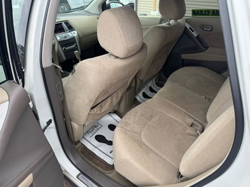 Used 2011 Nissan Murano S image 10