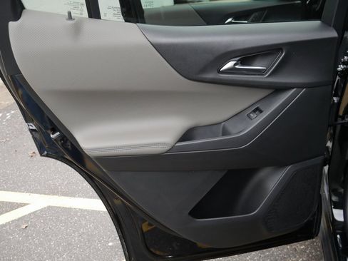 New 2026 Chevrolet Equinox LT w/ Convenience Package II image 30