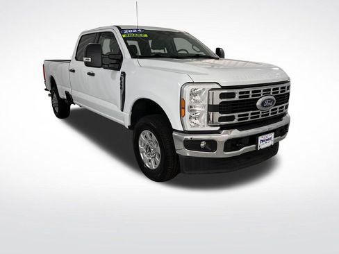 Used 2024 Ford F350 XLT w/ FX4 Off-Road Package AWD/4WD image 8