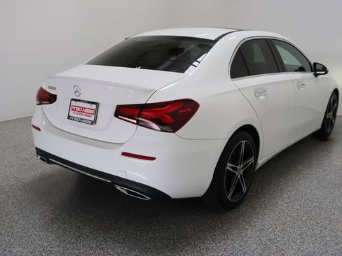 Used 2021 Mercedes-Benz A 220 image 7