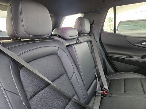 Used 2025 Chevrolet Equinox LT w/ Convenience Package II image 22