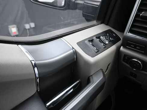 Used 2019 Ford F250 XLT w/ XLT Premium Package AWD/4WD image 10