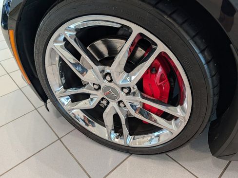 Used 2014 Chevrolet Corvette Stingray Convertible w/ 3LT Preferred Equipment Group RWD image 20