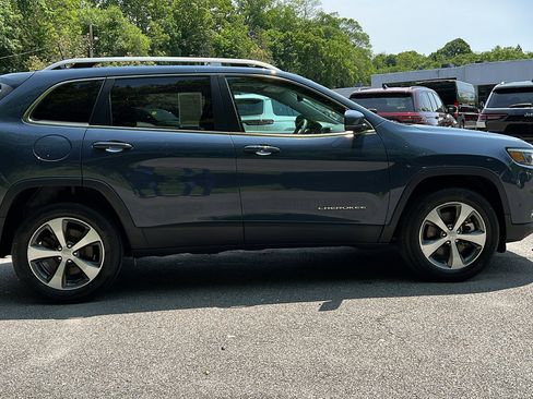 Certified 2021 Jeep Cherokee Limited image 2