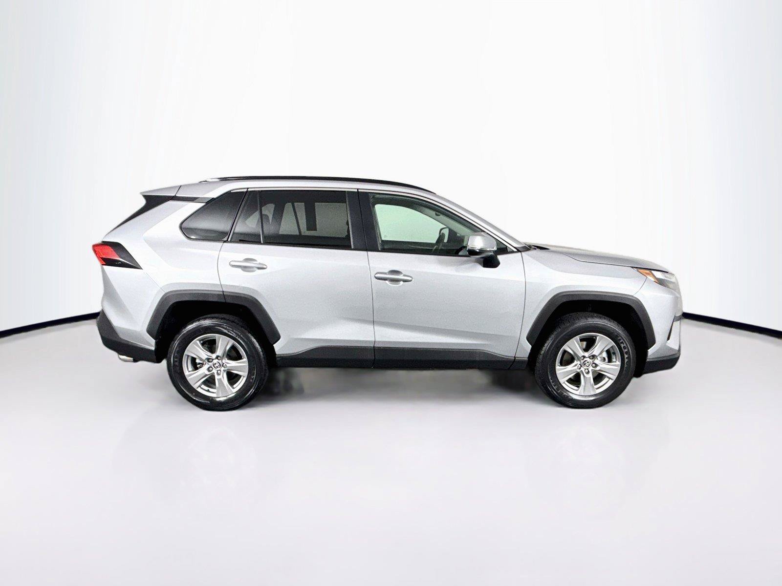 Certified 2025 Toyota RAV4 XLE AWD/4WD image 10