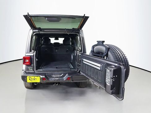 Used 2021 Jeep Wrangler Unlimited Sahara AWD/4WD image 22