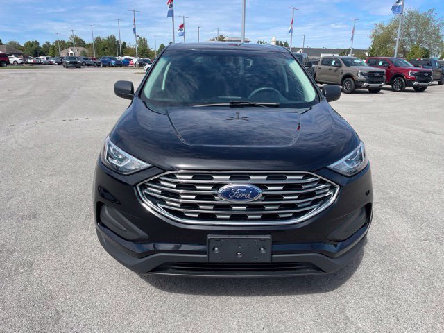 Used 2020 Ford Edge SE FWD image 3