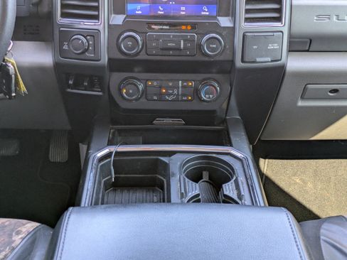 Used 2022 Ford F250 XLT w/ XLT Value Package AWD/4WD image 18