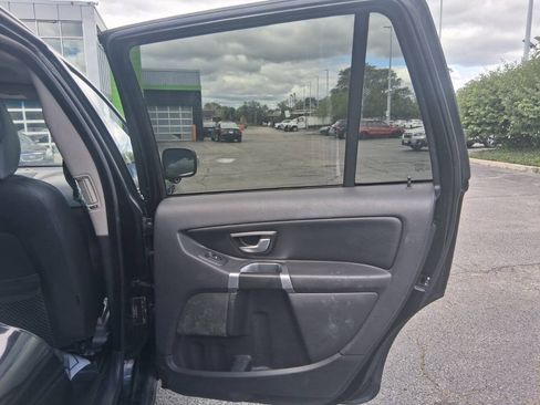 Used 2011 Volvo XC90 3.2 AWD/4WD image 16
