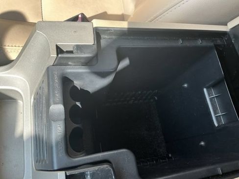 Used 2012 Ford Escape XLT FWD image 26