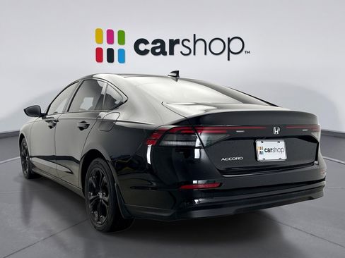 Used 2025 Honda Accord SE image 3